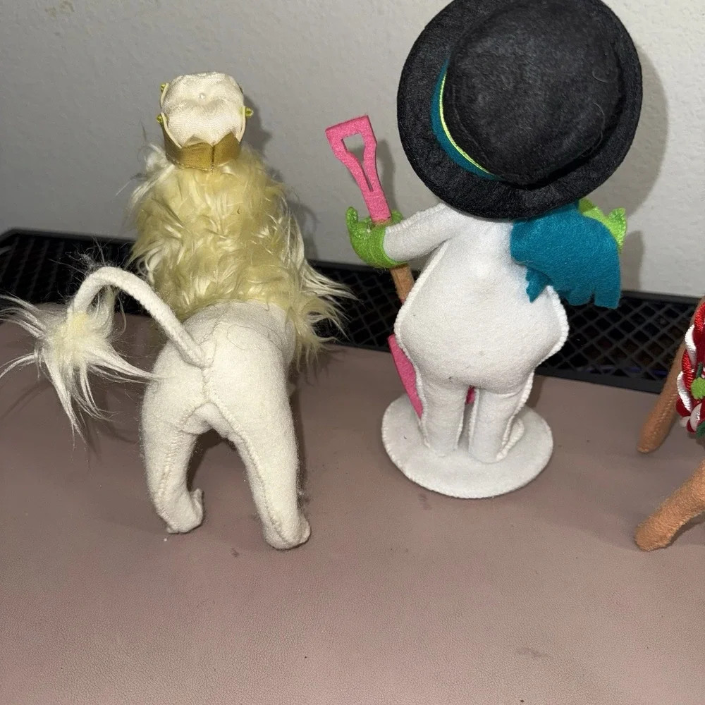 RARE Annalee Christmas Figurine Lot Snowman Reindeer Santa Mouse Lion Felt Plush